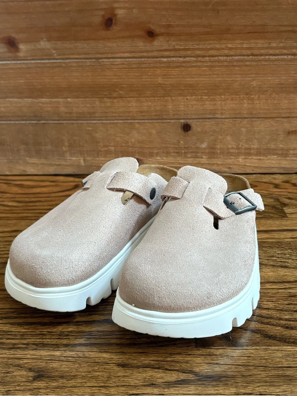Birkenstock Women's Blush Suede Clog with White Sole
